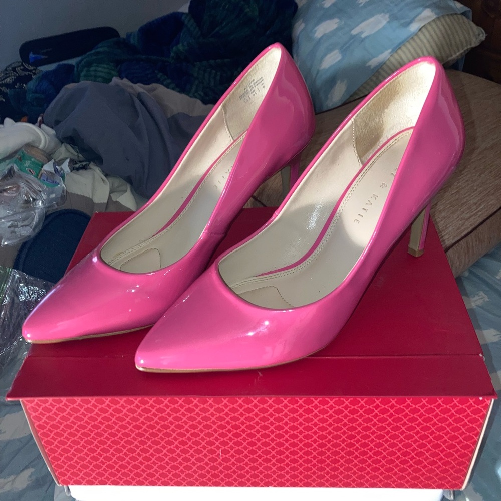 Chic Pink Patent Leather Heels